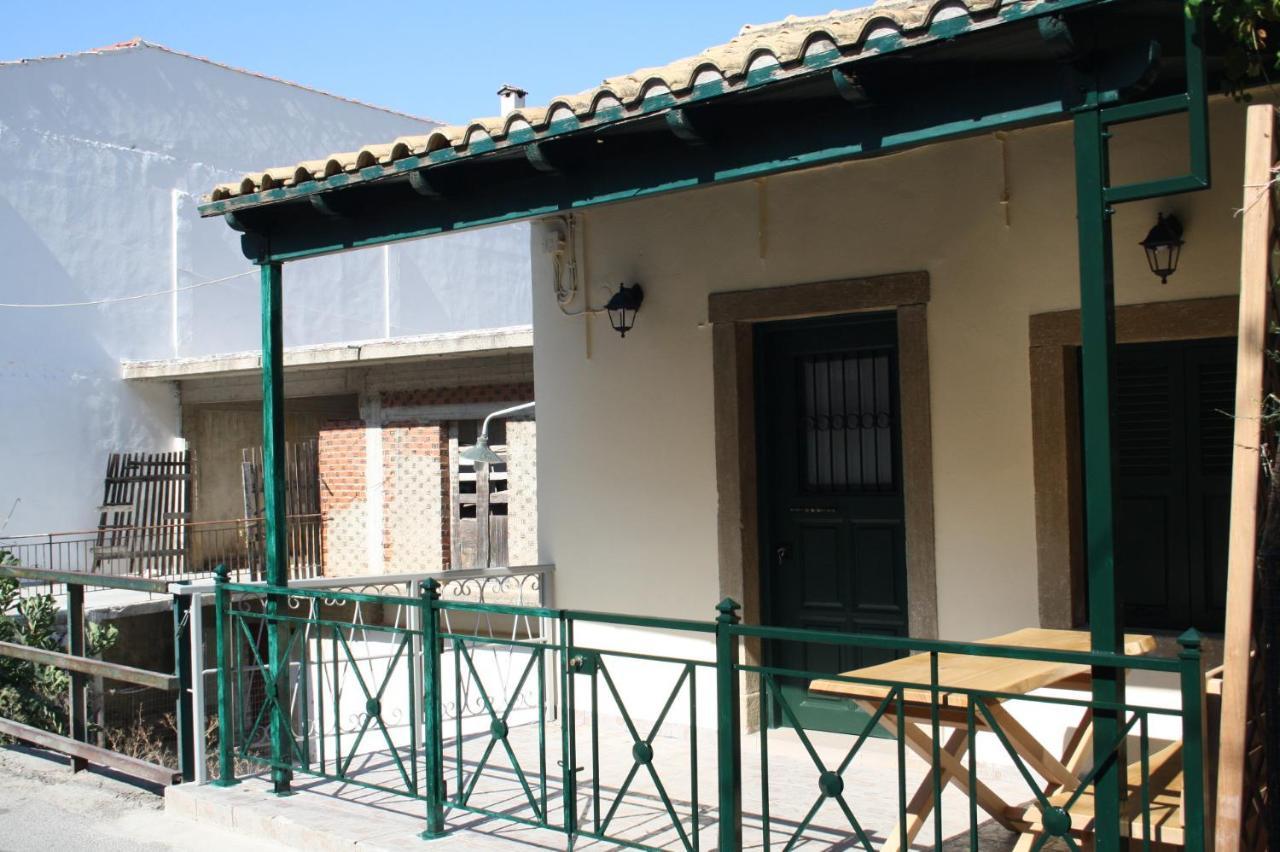 Alkinoos Appartement Ágios Matthaíos Buitenkant foto